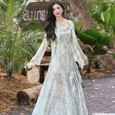 批发实拍法式度假风长款印花修身吊带连衣裙