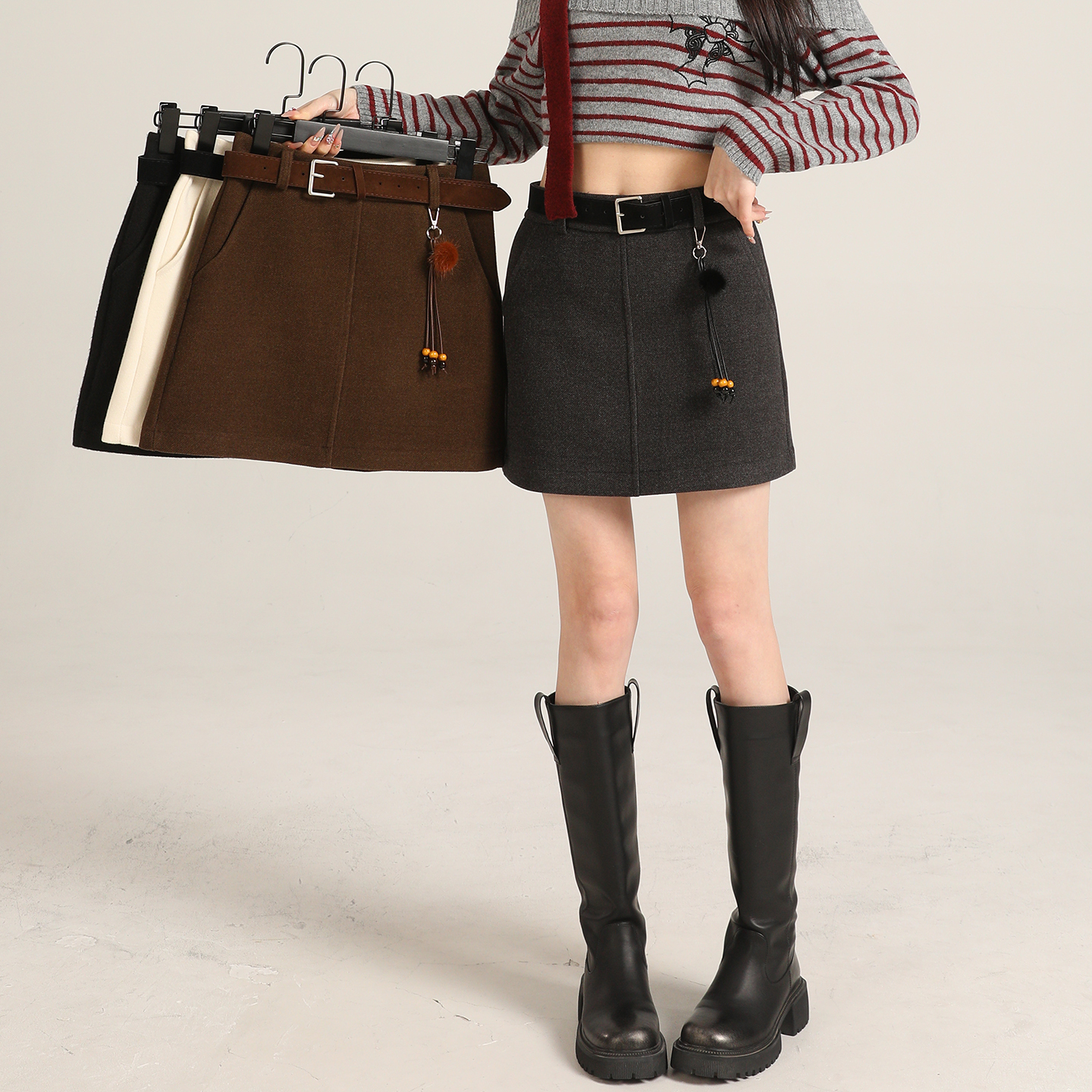 美式辣妹高腰毛呢短裙A字裙女秋冬2025新款黑色防走光半身裙