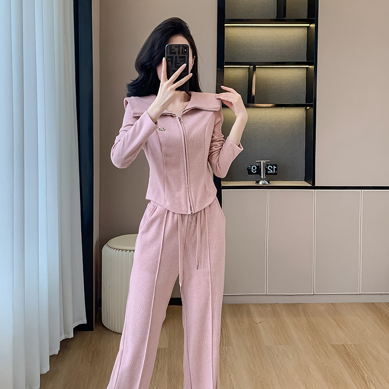 작은 샤넬 스타일 패션 핑크색 긴팔 후드티 와이드 레깅스 바지 2026 봄 새로운 캐주얼 운동복 투피스 슈트