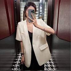 批发短袖西装<b class='q'>外套</b>女薄款2026夏季新款韩版宽松休闲夏天<b class='q'>气质</b>小西服上衣