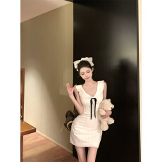 批发实价实拍 <b class='q'>白色</b>连衣裙女夏短款法式复古温柔白月光小<b class='q'>裙子</b>