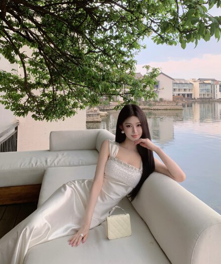 정가 실사 화이트 광장 칼라 슬립 여성 드레스 새로운 Chic 빛 럭셔리 고급 센스 슬림해 보이는 새틴 롱 스커트