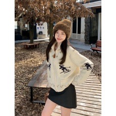 批发<b class='q'>大码</b><b class='q'>女装</b>氛围感 重工提花慵懒范显瘦减龄毛衣开衫女厚外套秋冬新