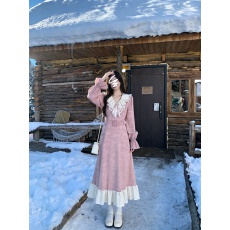 批发大码女装复古雪尼尔拼接长裙女2025冬季新款微胖大码设计感连衣裙