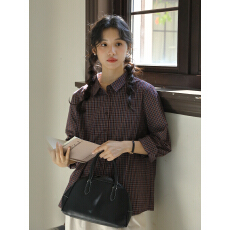 批发实拍2025秋季新款 文艺森系细格纹休闲<b class='q'>衬衫</b>上衣女