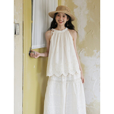 批发秒发实拍 夏季文艺棉刺绣挂脖背心上衣女