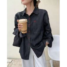 批发实拍蓝色牛仔衬衫女春秋叠穿<b class='q'>设计</b>感小众复古港味宽松长袖上衣
