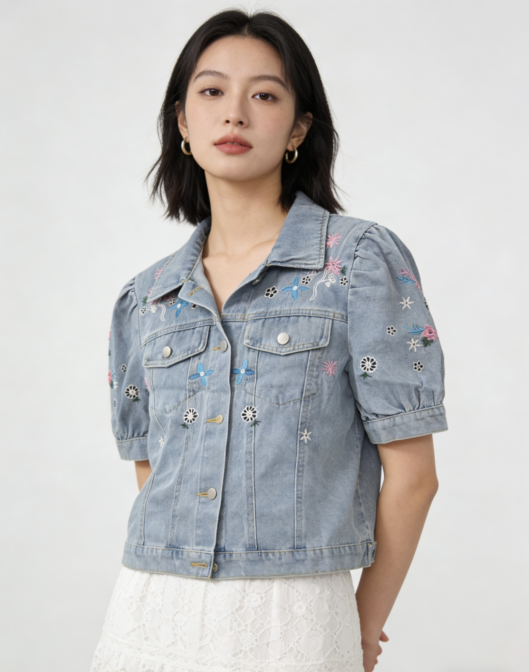 유럽 역 2026 년 봄 새로운 무거운 작업 홀로우 아웃 외국 가스 맨위 트렌디 하이웨이스트 다용도 쇼트 스타일 데님 여성 코트