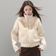 批发一颗小野莓毛毛针织拼接外套女2026年<b class='q'>秋</b>冬时尚高级感小众韩系上衣