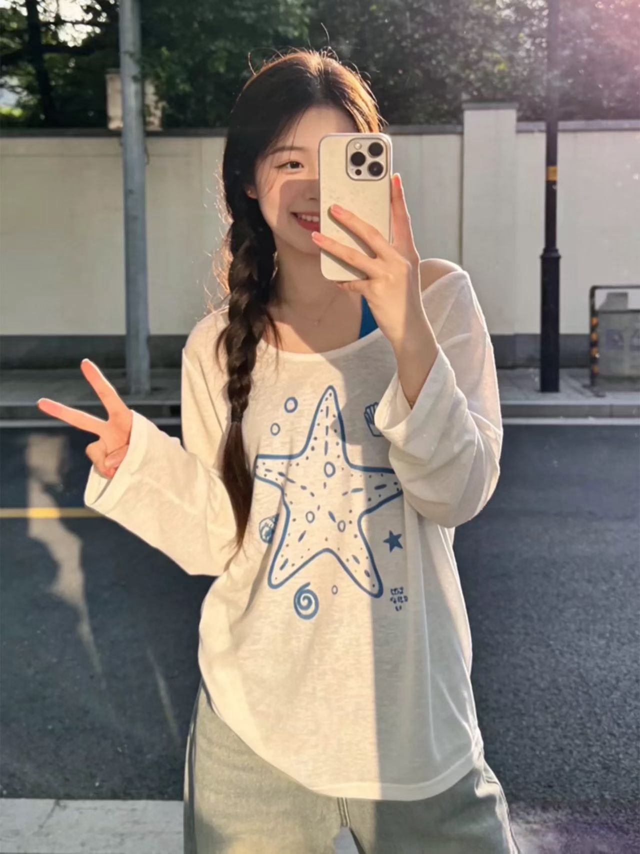 새로운 비스듬한 어깨 자외선 차단 블라우스 여성 여름 긴팔 티셔츠 루즈핏 출퇴근 캐주얼 바람 슬림해 보이는 고대 조기 기타 맨위