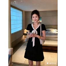 批发CHICHEN-正反两穿撞色蝴蝶结黑白撞色宽松醋酸<b class='q'>连衣裙</b>