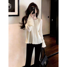 批发米白色圆领荷叶边袖口设计小衫2026春季女装新款时尚百搭<b class='q'>长袖</b>上衣