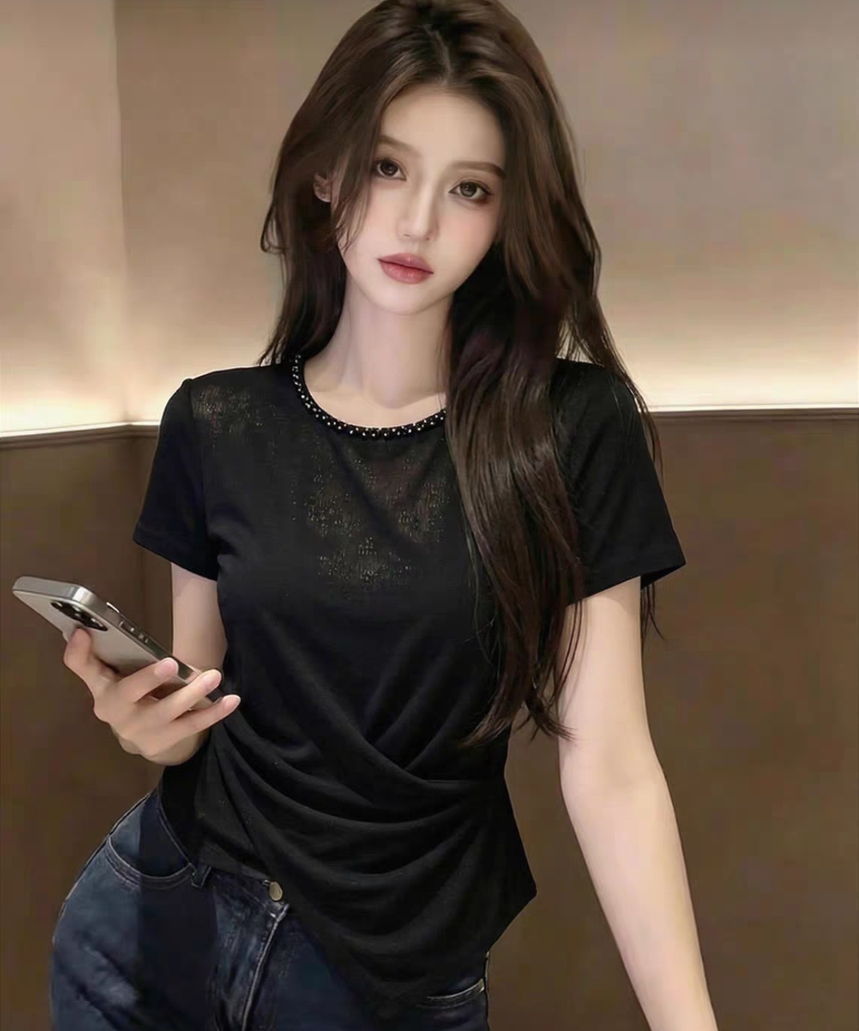 프랑스식 불규칙 십자가 디자인 검정색 라운드 넥 반팔 티셔츠 여성 여름 품격 연령 감소 세련된 다용도 맨위