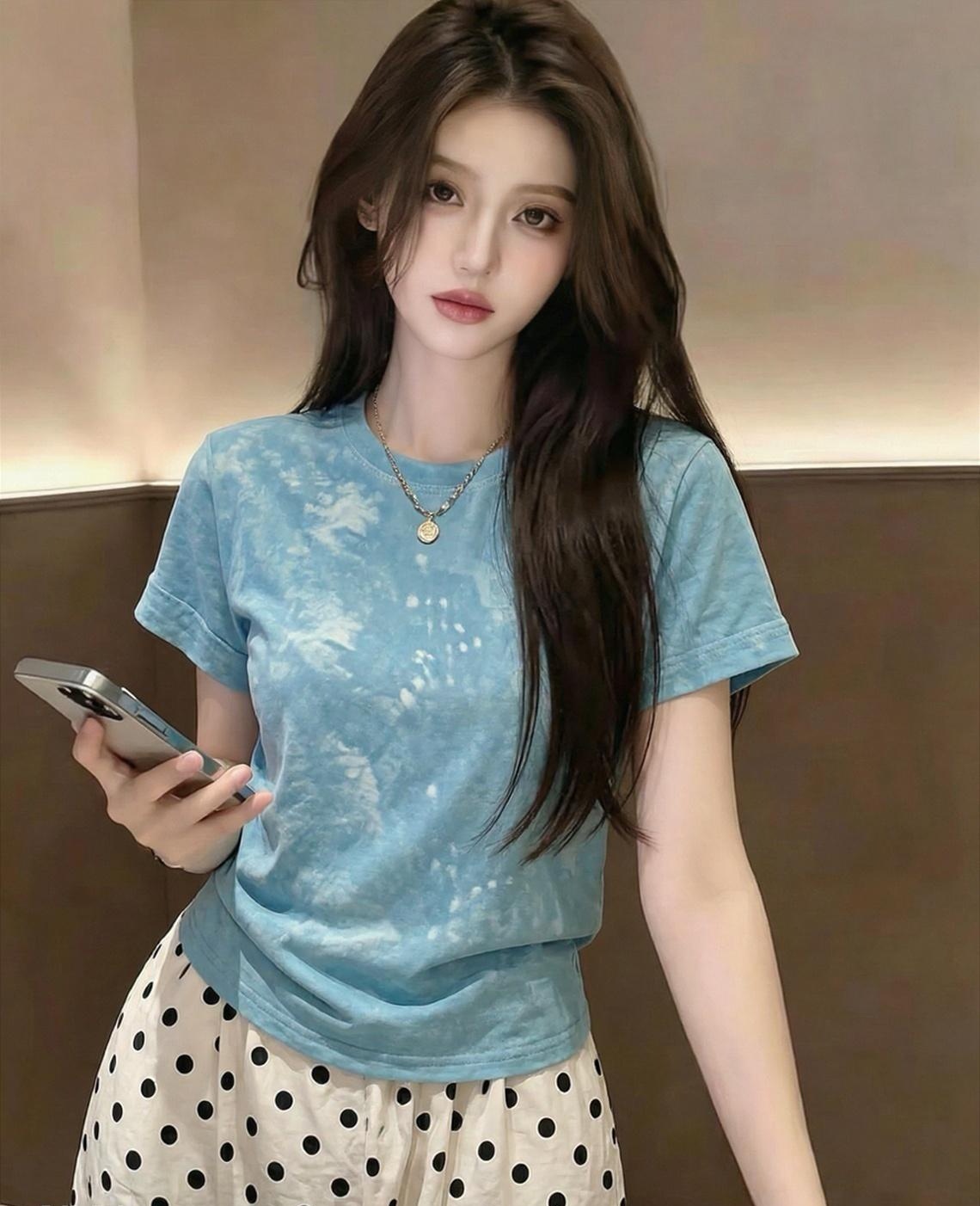 2026 새로운 여름 ootd 착용 가져 가라. 고유 한 아름다운 작은 맨위 도파민 외국 가스 연령 감소 파란색 반팔 티셔츠