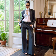 批发2026年早春季新款张予曦大女主格雷系气质西装小喇叭长裤春装套装