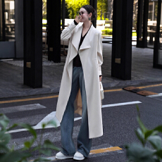 批发2026年秋<b class='q'>冬</b>季新款时尚风衣女英伦风可调节宽松慵懒过膝中长款外套