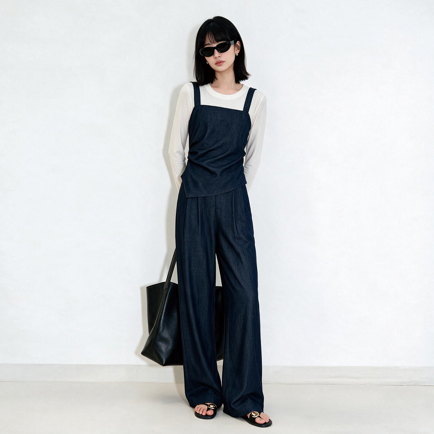 早秋设计感藏青仿牛仔可调节背带...
