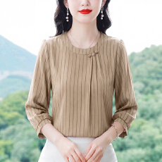 批发妈妈条纹衬衫女装<b class='q'>中袖</b>t恤春夏季新款宽松真丝<b class='q'>雪纺上衣</b>七分袖小衫