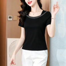 批发2026夏季中年<b class='q'>女装</b>方领烫钻短袖T恤妈妈装显瘦<b class='q'>百搭</b>气质纯色上衣女
