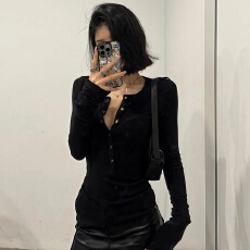 批发初秋新款简约时尚百搭白色长袖T恤衫极简风微透套头<b class='q'>打底衫</b>女