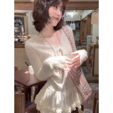 批发官图 广州原版布料 韩系甜美v领花边<b class='q'>长袖</b>女打底蕾丝内搭上衣