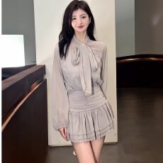 批发套装裙子春夏穿搭气质蝴蝶结衬衫吊带高腰<b class='q'>显瘦</b>半身裙小香风三件套