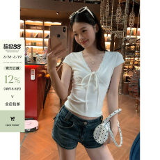 批发宋正恩<b class='q'>白色</b>蕾丝拼接绑带V领<b class='q'>短袖</b><b class='q'>T</b><b class='q'>恤</b>女夏季修身纯欲设计感独特上衣