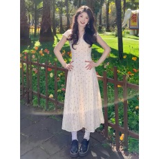 批发学院风甜美碎花收腰连衣裙女夏温柔气质初恋公主裙修身长裙小个子