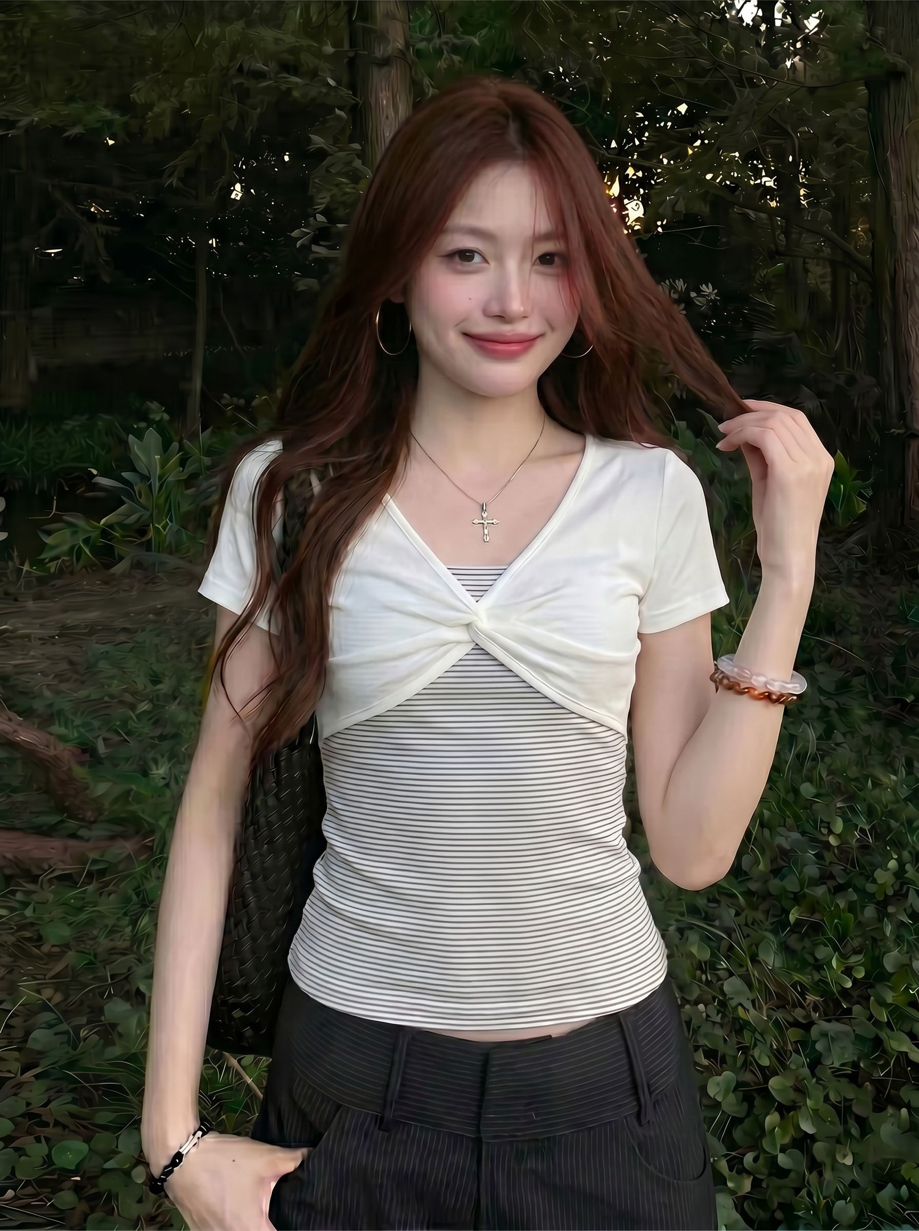 라이 경기 서울 1 1 패치워크 원본 컬러 짜임 기사 디자인 센스 V넥 비틀림 페이크 레이어드 반팔