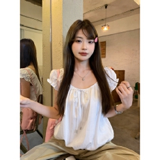 批发文艺白月光泡泡袖小衫女夏2026新款甜美简约小个子短袖<b class='q'>衬衫</b>短上衣