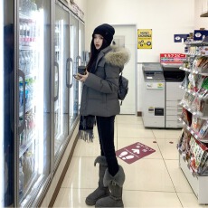 批发famouswang冬日暖炉时髦显瘦灰色大毛领韩系棉服女显高冬季棉衣