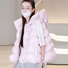 批发褶皱马甲新款<b class='q'>羽绒服</b>女外套女2026冬季设计感小众独特坎肩外套女