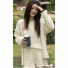 批发白雪恋人RARE ZZ法式慵懒复古重工镂空三件套百搭针织套装