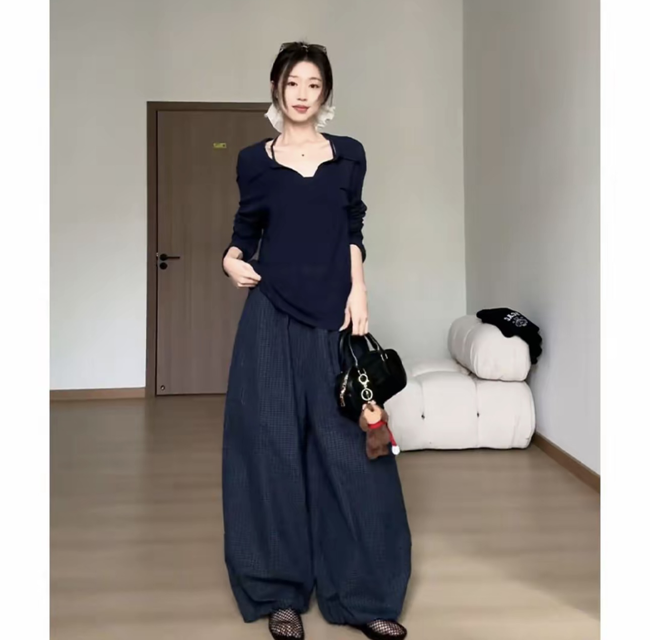 한 부서 착용 가져 가라. 루즈핏 얇은 스타일 맨위 인사이드 가져 가라. 캐미솔 하이웨이스트 슬림해 보이는 넓은 다리 길이 바지