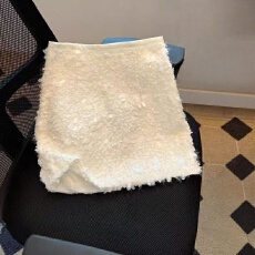 批发小香风白色亮片半身裙女春秋高腰显瘦A字短裙设计感流苏包臀半裙