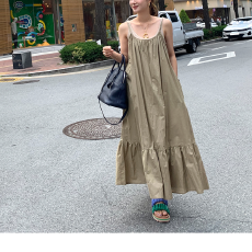批发韩版大码女装纯色吊带裙系带宽松大摆连衣裙口袋