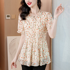 批发实拍今年夏季新款印花短袖雪纺纱设计感时尚<b class='q'>女</b>装上衣