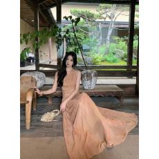 批发byonion 独特漂亮掐腰连衣裙女夏季褶皱晕染荡领挂脖无袖吊带<b class='q'>长裙</b>