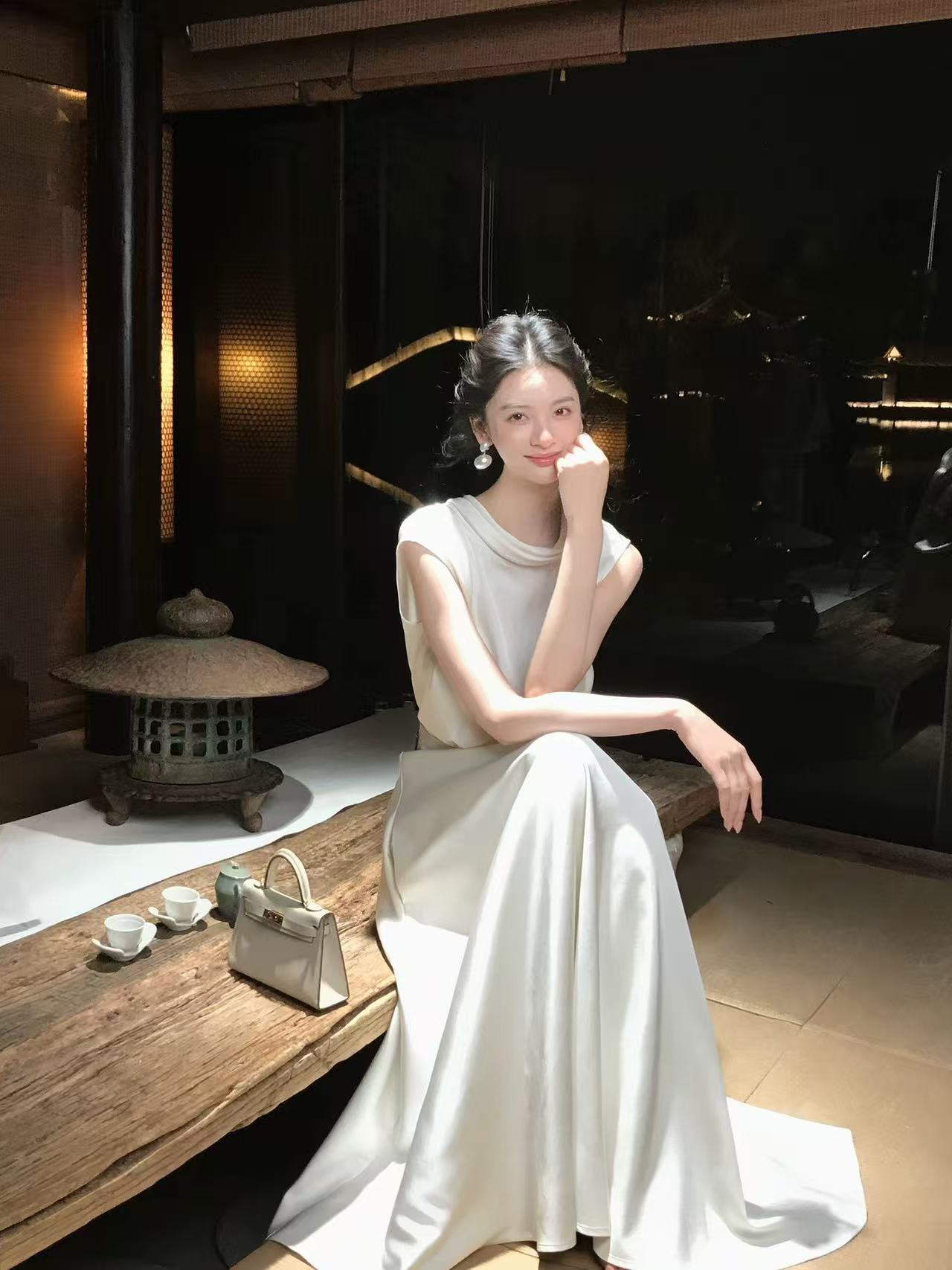 하나부터 순간 우아함 품격 새틴 리본 드레스 느긋한 고급 명문 여성 바람 하이웨이스트 한 마디 슬림해 보이는 롱 스커트