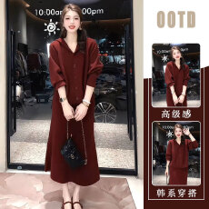 批发小香风巨好看新年红色<b class='q'>休闲</b>时尚<b class='q'>套装</b>女秋冬高级感上衣半身裙两件套