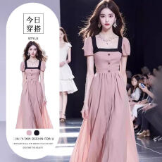 批发2026夏季新款气质减龄方领韩剧富家千金<b class='q'>超</b>好看显瘦收腰<b class='q'>大码</b>连衣裙