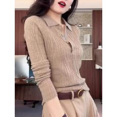 批发驼色翻领轻熟风打底衫<b class='q'>女</b>2025秋季新款时尚设计感小众百搭显瘦上衣