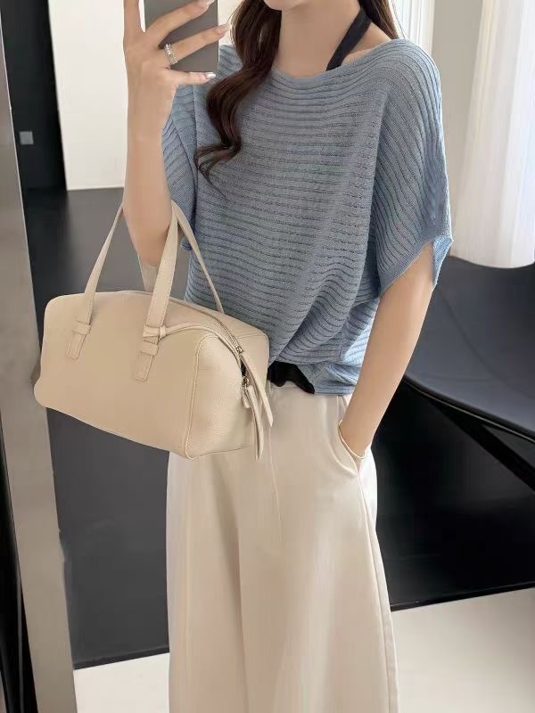 빛 럭셔리 반팔 박쥐 니트 스웨터 여성 26 여름 새로운 단색 느긋한 루즈핏 슬림해 보이는 비스듬한 어깨 오프숄더 맨위