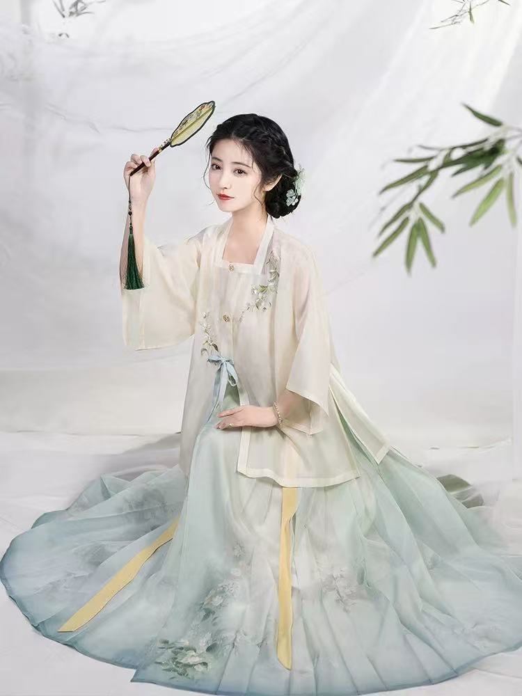 명 시스템 한푸 말 얼굴 치마 여성 봄 일상 주간 실크 광장 칼라 반소매 블라우스 국풍 한 요소