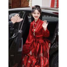 批发红色<b class='q'>敬酒</b><b class='q'>服</b><b class='q'>新娘</b>高级感2026新款新中式订婚旗袍马面裙套装平时可穿