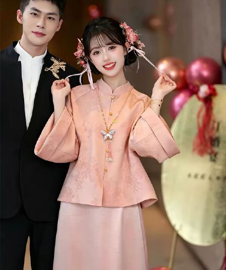 고급 핑크색 새로운 중식 참여 서비스 2026 년 새로운 신부 결혼 예복 토스트 서비스 세트