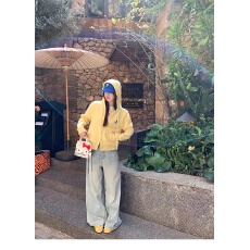 批发<b class='q'>针织</b><b class='q'>开衫</b>2025新款毛衣外套秋季<b class='q'>女</b>装早秋韩系穿搭连帽上衣