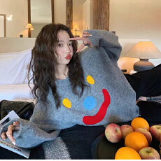 批发张<b class='q'>贝贝</b>同款 2025宽松显瘦中长款针织衫女冬设计感圆领小雪人毛衣