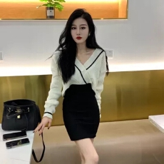 批发韩风chic2025春季新款少女洋气减龄针织开衫<b class='q'>宽松</b>V领短款百搭上衣