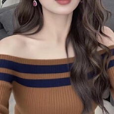 批发韩系早秋穿搭巨好看<b class='q'>轻熟</b>上衣小众设计独特漂亮假两件条纹针织衫女